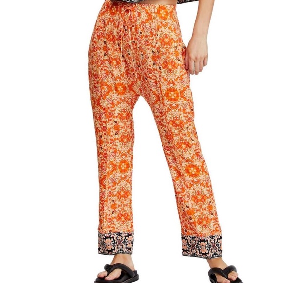 Free People Pants - Free People Make My Day Tapestry Print Pants Free People Pants - Free People Make My Day Tapestry Print Pants